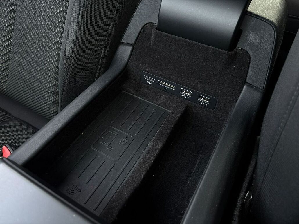 AUDI A6-LIMOUSINE