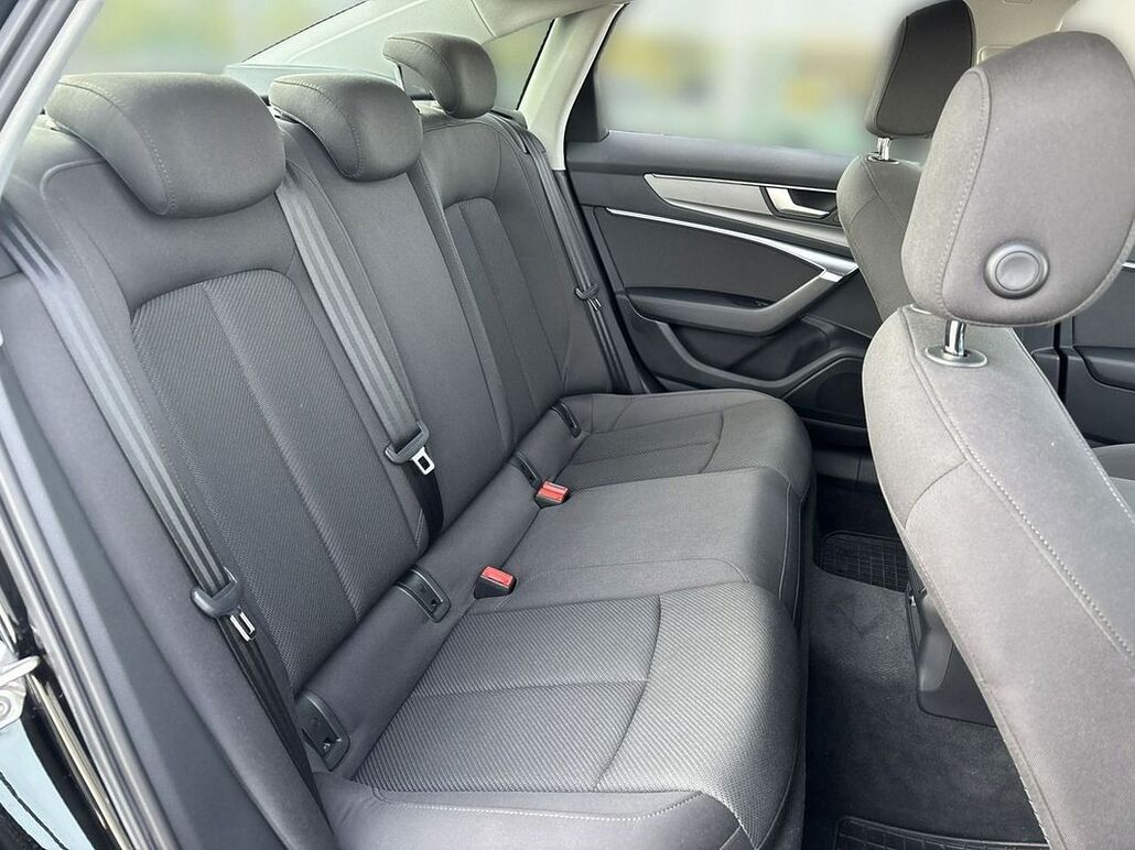AUDI A6-LIMOUSINE