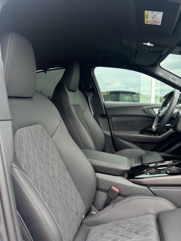 AUDI A5-LIMOUSINE
