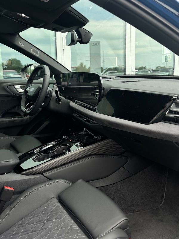 AUDI A5-LIMOUSINE