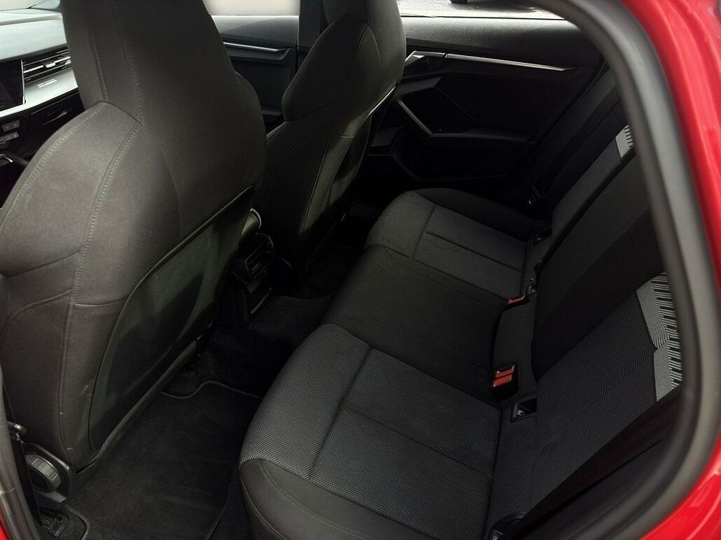 AUDI A3-LIMOUSINE