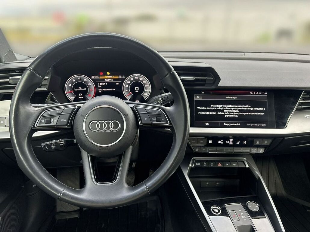 AUDI A3-LIMOUSINE