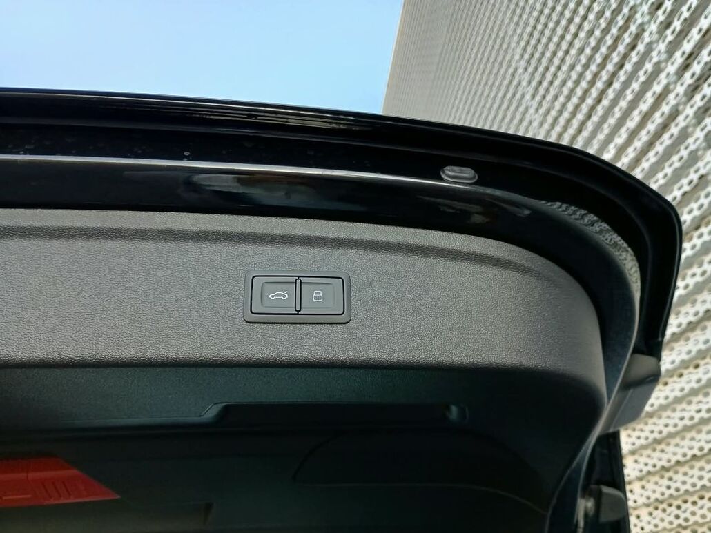 AUDI S3-SPORTBACK