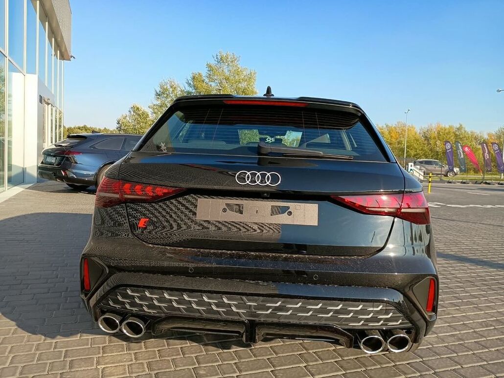 AUDI S3-SPORTBACK