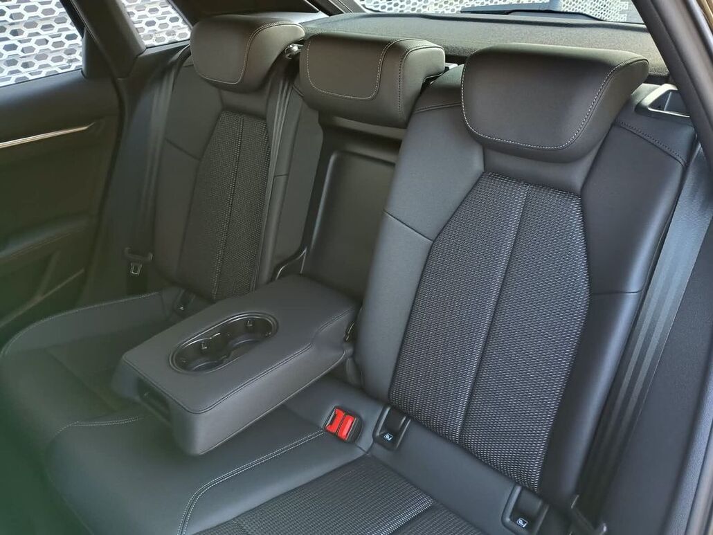 AUDI S3-SPORTBACK