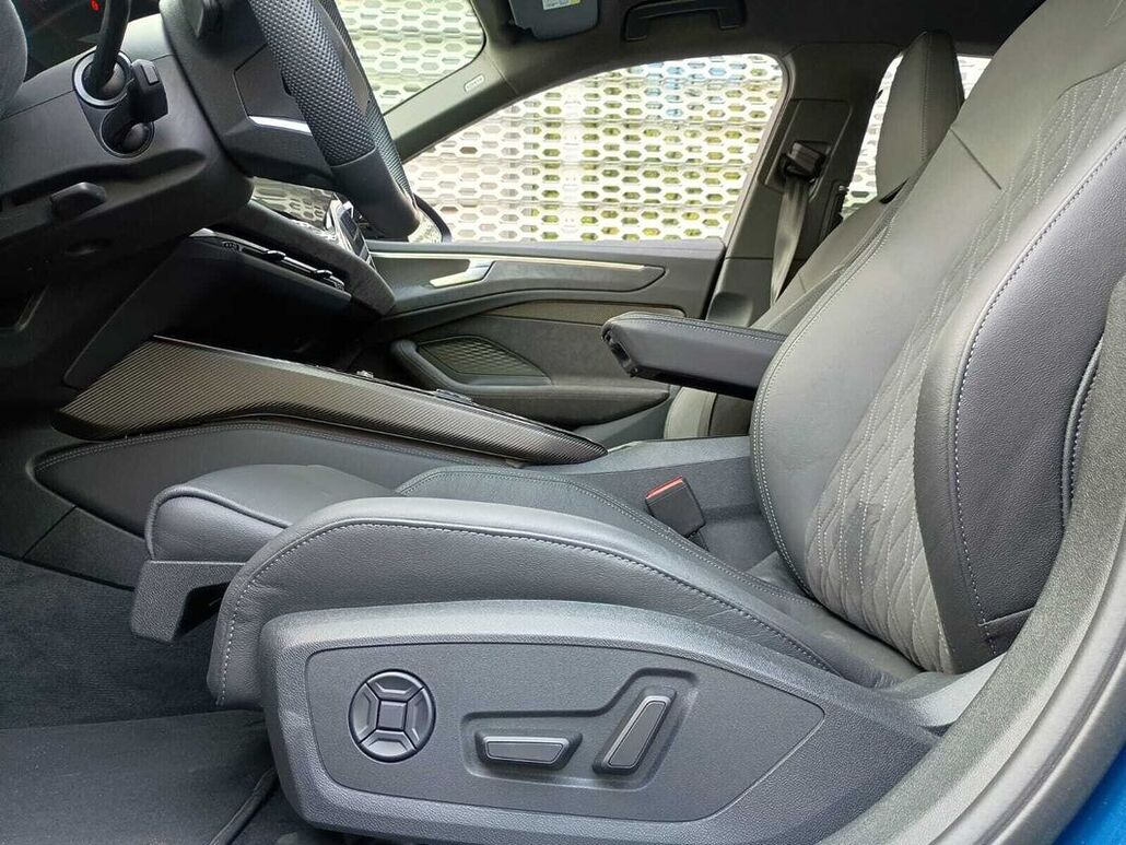 AUDI A6-LIMOUSINE