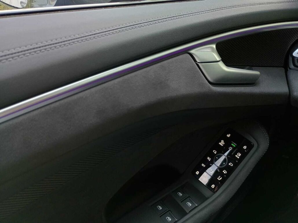 AUDI A6-LIMOUSINE