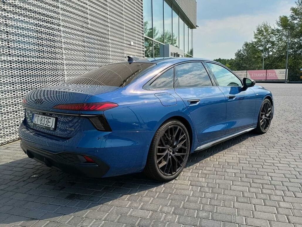 AUDI A6-LIMOUSINE